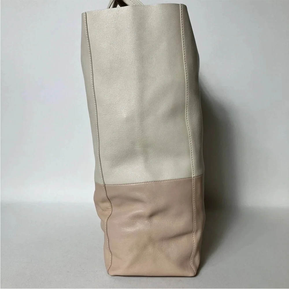 Celine Cream and Tan Leather Tote - Picture 4 of 10